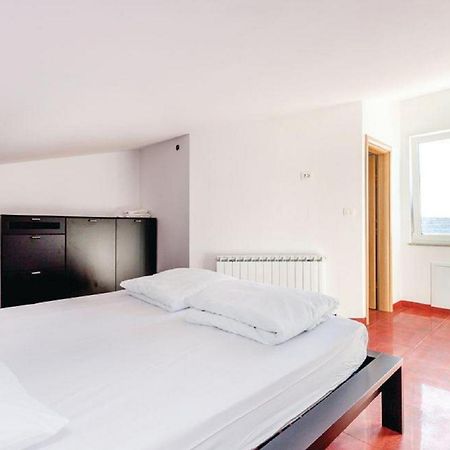 Apartments Host Barbat na Rabu Exterior photo