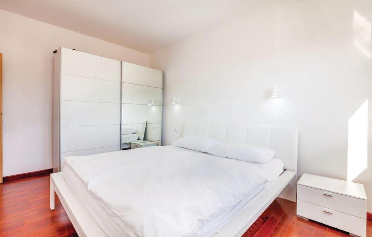 Apartments Host Barbat na Rabu Exterior photo